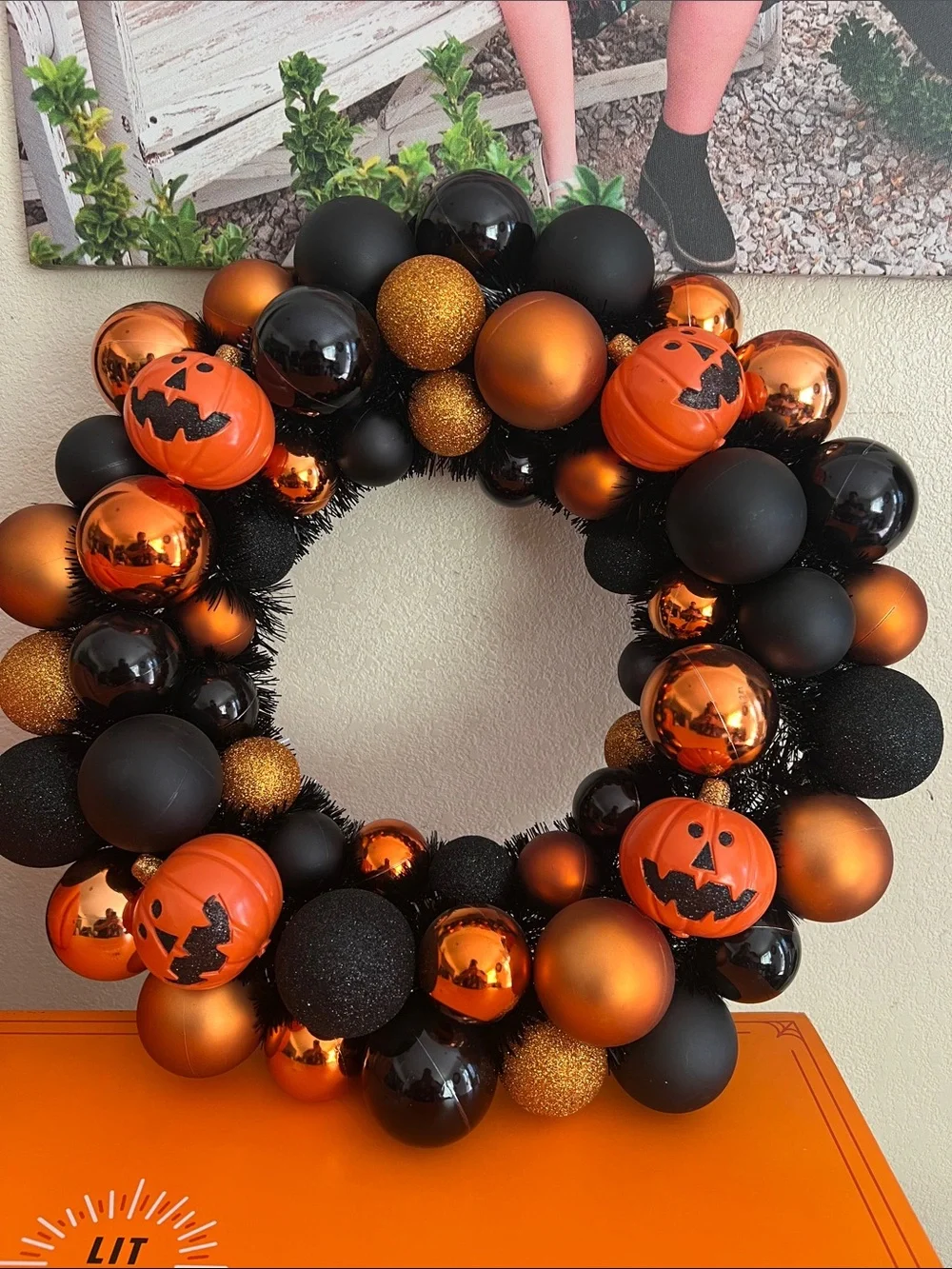 Target Halloween Ball Wreath - Black & Orange